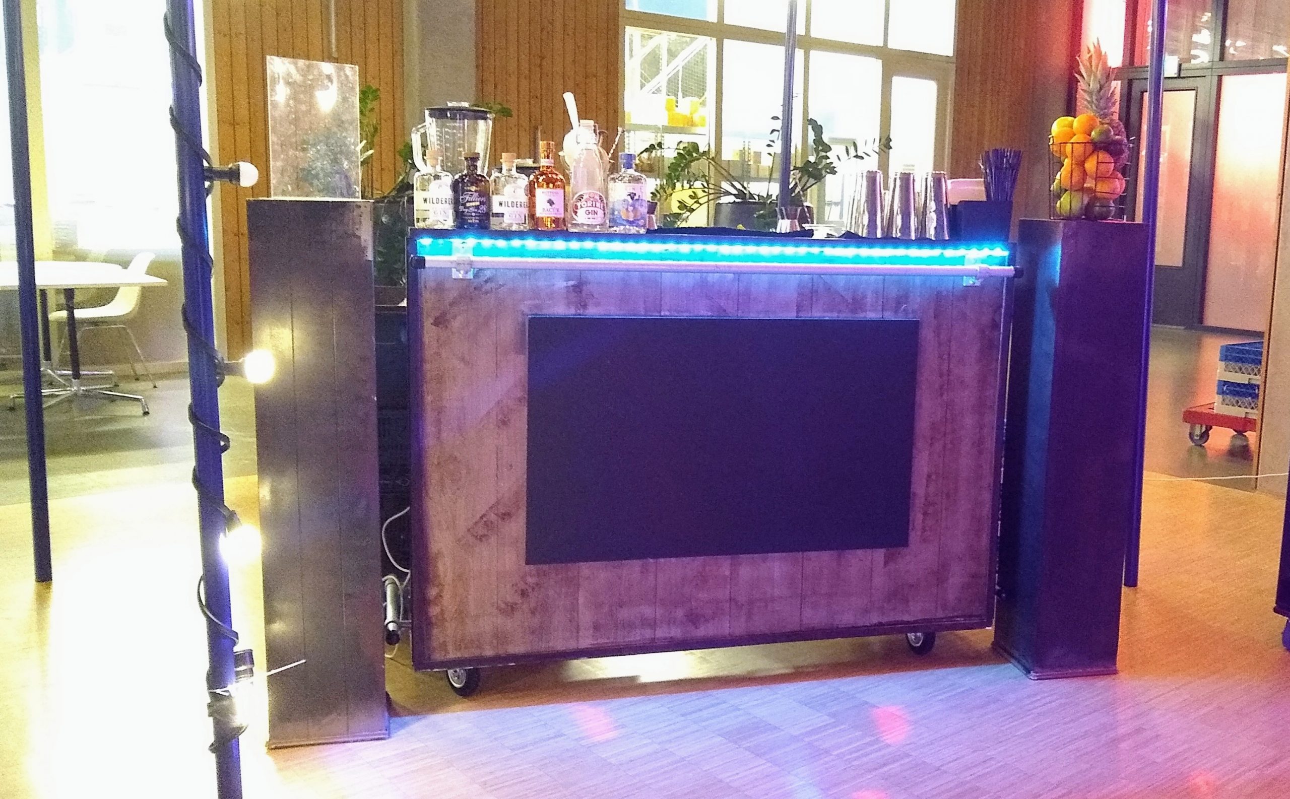 Industriële cocktailbar voor feesten en events – unieke sfeervolle barsetup van ikwilcocktails